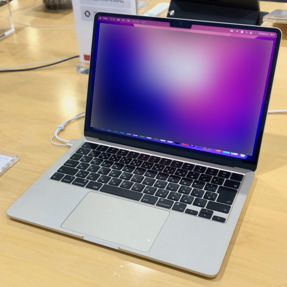 MacBook Air M2 8GB/256GB